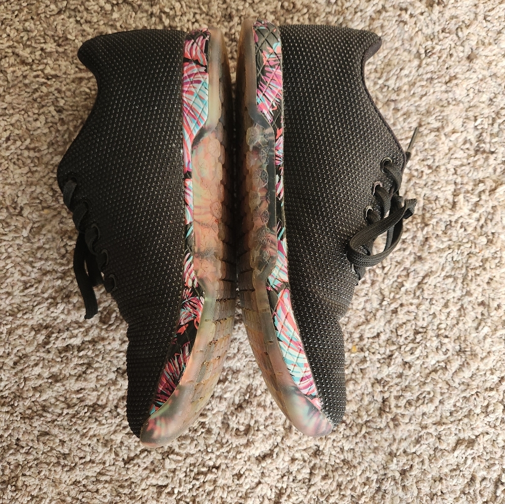 Nobull Size 7.5 - Picture 7 of 9